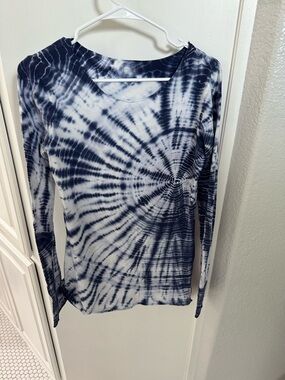 Hard Tail Women’s Long Sleeve Tie-Dye Top - Navy and White